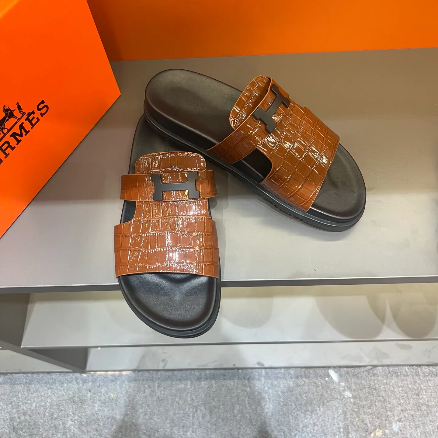 Men's shoes 💰300, size 38-45, the new 2014 summer Hermes shoes are the same as the original ones, handmade by masters! ❥High-end customization, exclusive products, the highest version in the industry⚠❥Using: Hermers upper: (pursuing top walking comfort) ✨Top quality on sale━━━━Hermes━━━━━